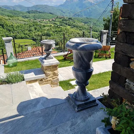 Da Ercole Di Lusso Con Giardino, Piscina E Idromassaggio.