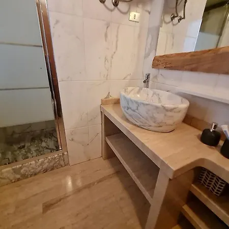 Da Ercole Di Lusso Con Giardino, Piscina E Idromassaggio. Vigneta